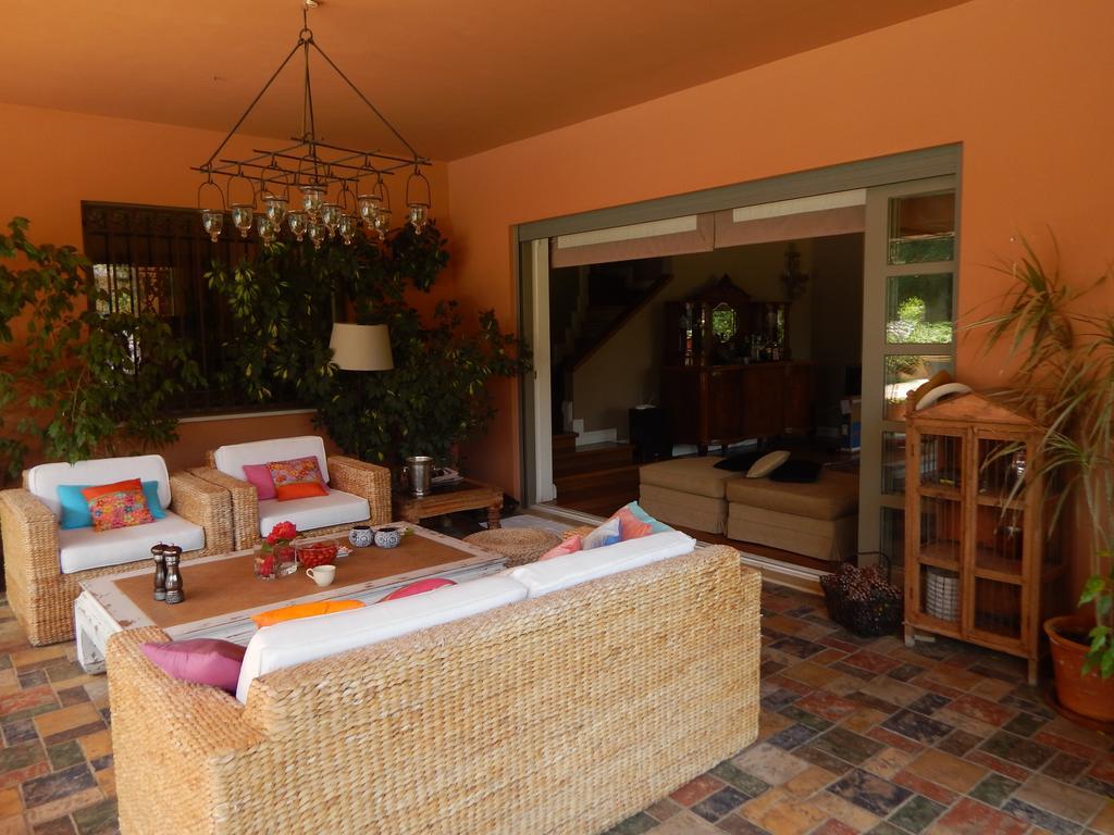 Slow Living Beautiful Villa Rafína Exteriér fotografie